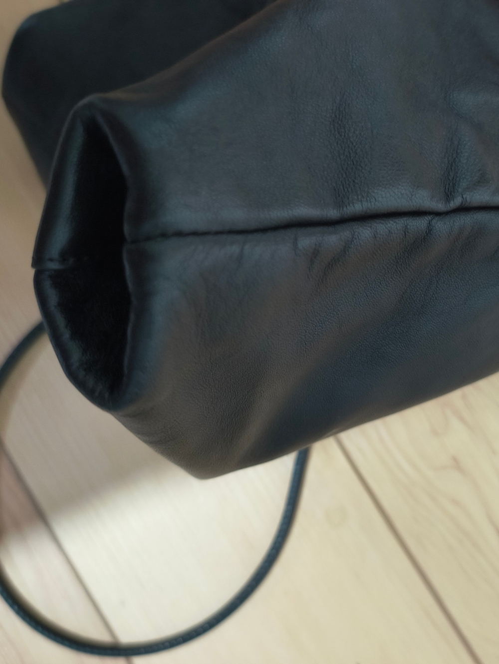 COS MINI CAVATELLI CLUTCH BAG - Picture 7 of 9